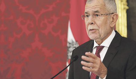 Bundespräsident Alexander Van der Bellen lobte am Montag vor Österreichs Bischöfen den Einsatz der Weltkirche beim Eintreten für die Schöpfungsverantwortung und soziale Gerechtigkeit.  