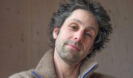 ­„Ein friedliches Miteinander beginnt bei jeder ­friedlichen Handlung. In der Summe aller friedlichen Handlungen entsteht eine friedliche Welt.“ Johannes  Volkmann