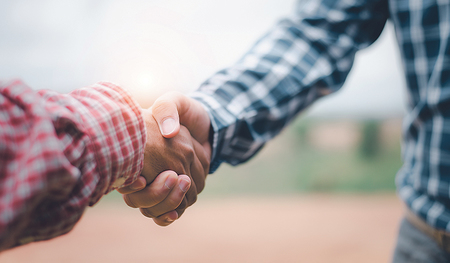 'Einander die Hände reichen' - ein passender Gedanke für die Reform der Pfarrstrukturen