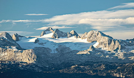 Der Dachstein mit dem Hallstätter Gletscher 