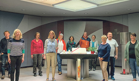 22 neue Pilgerbegleiter/innen haben ihren eineinhalbjährigen Lehrgang abgeschlossen.