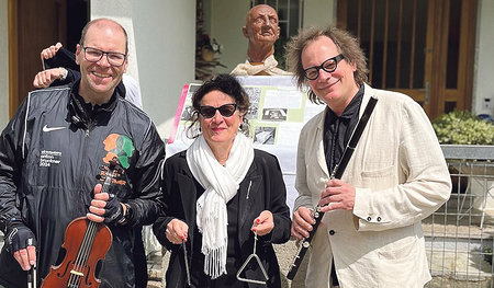 Musiker und Regisseur David Wagner, Kulturhauptstadt-Intendantin Elisabeth Schweeger und Norbert Trawöger, Leiter des Bruckner­jahres.  