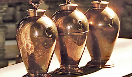 Gefäße für die Chrisammesse