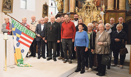 Eine Gruppe von Mesner/innen aus ganz Oberösterreich, die am 27. September 2022 am diözesanen Mesnertag in Rohrbach teilnahm   