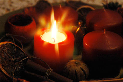 Advent 2005, Kerzen, Adventsonntag, Adventkranz, Licht, Feuer, W?rme, Sterne, Adventteller, Feier, Weihnacht, Weihnachten, Weg, Freude

Franz Maria Glaser
Einfaltstra?e 7, 4020 Linz
BLZ 49460 SpardaBank
Kontonummer 00-378.444