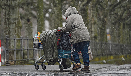 Paradoxerweise merken obdachlose Menschen vom Lockdown wenig. Die Notschlafstelle ist wieder den ganzen Tag offen. 