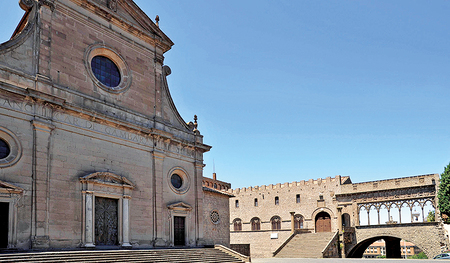 In Viterbo wurden die Kardinäle 1271 zum ersten Mal zur Papstwahl eingesperrt. Das „Konklave“ war erfunden. 