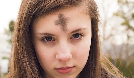 Aschenkreuz zum ­Selbstabholen in Pinsdorf  