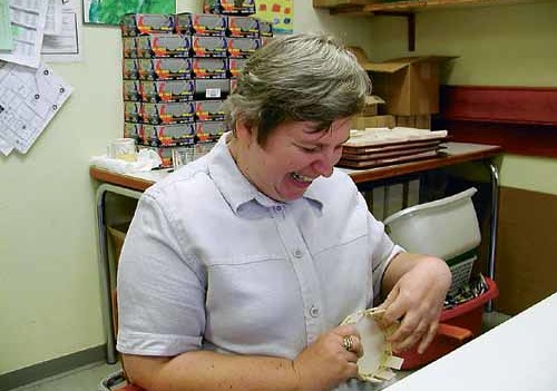 OLYMPUS DIGITAL CAMERA         