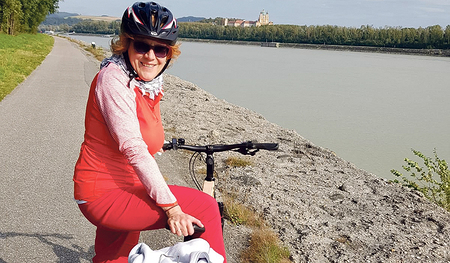 Monika Breitwieser ist am liebsten mit dem Rad unterwegs.