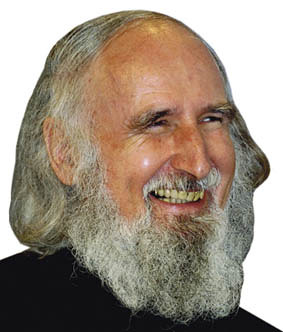 95. Deutscher Katholikentag vom 16. bis 20. Juni 2004 in Ulm. Das Motto des Katholikentages lautet: 'Leben aus Gottes Kraft'.Hauptpodium am 18. Juni 2004:  Heilen - Heil bringen - Heil werden.  ...vor allem aber Gesundheit.Bild: Anselm Gr?n OSB.Bi