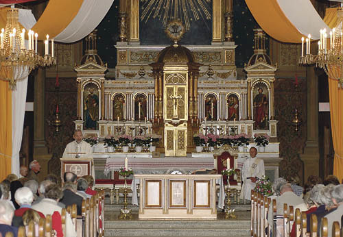 Monatswallfahrt nach Maria Puchheim, Legion Mariens, Maria, Maria Muttergottes, Gottesmutter Maria, Maria Puchheim, Kirche, Wallfahrt, Wallfahrer, Gebet, Glaube, Bild, Menschen, Beten, Anrufen, BittenFranz Maria GlaserEinfaltstra?e 7, 4020 LinzBL