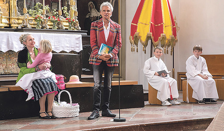 Thomas Brezina las aus der „Bibel in Reimen.