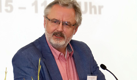 Prof. Dr. Thomas Zippert