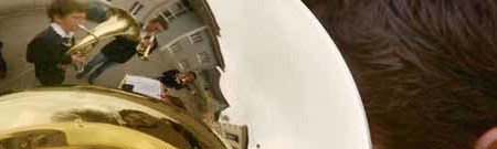 Tuba [ (c) www.BilderBox.com, Erwin Wodicka, Siedlerzeile 3, A-4062 Thening, Tel. + 43 676 5103678.Verwendung nur gegen HONORAR, BELEG,URHEBERVERMERK und den AGBs auf bilderbox.com](in an im auf aus als and beim mit einer einem eines * & der die das 