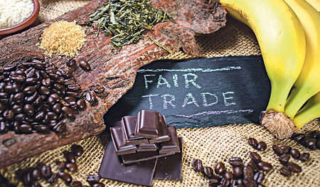 Fair-Trade-Produkte fördern ist ein Klassiker im Einsatz für eine bessere Welt.  