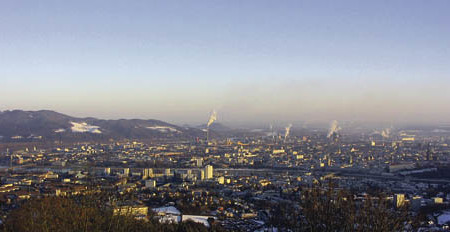 P?stlingberg, Blick auf Linz, Schnee, Donau, Linzer Dom, Industrie
