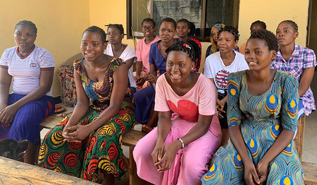 Die Kigamboni Women and Children Supporting Organization in Tansania ist eine der Organisationen, die vom Ökumenischen Weltgebetstag der Frauen unterstützt wird. 