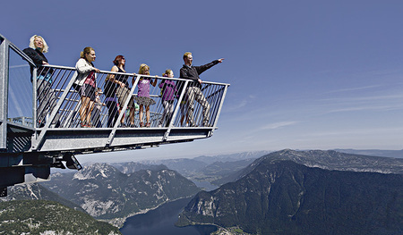 Die „5fingers“ am Krippenstein ziehen jährlich 200.000 Gäste an.