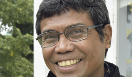 Pater Paulus Budi Kleden stammt aus Waibalun, Diözese Larantuka, in Indonesien.