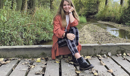 Viktoria Dieringer bei der Preisverleihung 2016 (rechts). Sie besucht mittlerweile die Höhere Bundeslehranstalt für wirtschaftliche Berufe in Perg.   