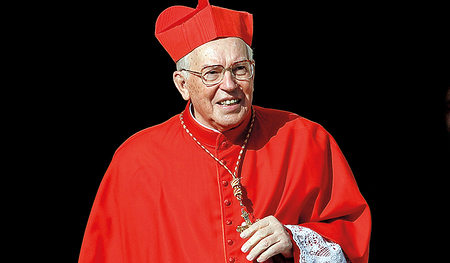 Wichtigste Aufgabe von Kardinaldekan Giovanni Battista Re ist, in der Zeit ohne Papst das „Interims-Kabinett“ der Kirche zu führen. 