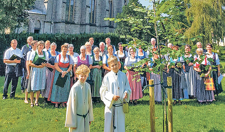 Pflanzung der Friedenslinde.   