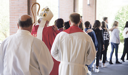 Einzug zur Firmung. Ab wann dies wieder normal möglich sein wird, steht noch in den Sternen.