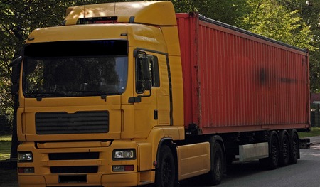 Mit einem LKW Richtung Bulgarien ging es los 