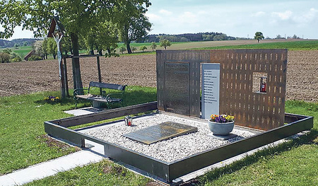 Das neue Mahnmal in Stillfüssing   