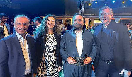 Bischofsvikar Slawomir Dadas (von rechts), der kurdische Minister Ano Abdoka, ICO-Generalsekretärin Michlin Alkhalil und Mustafa Ramazan Goran, kurdischer Vertreter in Österreich.   