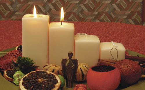 Advent 2006, Kerzen, 2. Adventsonntag, Adventkranz, Licht, Feuer, W?rme, Sterne, Adventteller, Feier, Weihnacht, Weihnachten, Weg, Freude, Adventsonntag, Advent, Ankunft, Warten, WeihnachtszeitFranz Maria GlaserEinfaltstra?e 7, 4020 LinzBLZ 49460