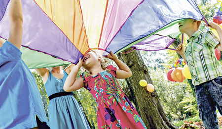 Hygiene- und Abstandsregeln wegen Corona bleiben für Kindergärten herausfordernd. 