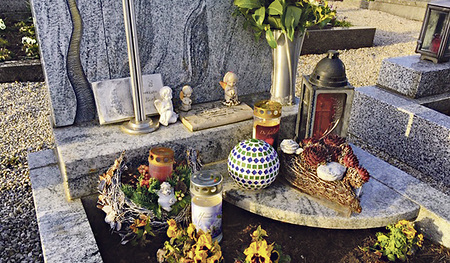 Die Corona-Pandemie greift tief in die Begräbnis-Bräuche ein.