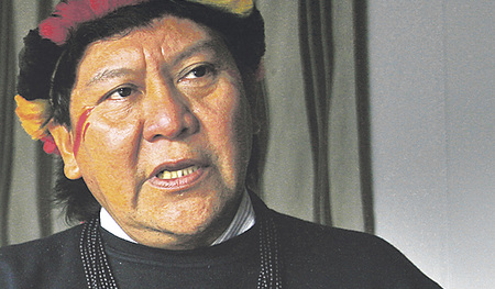  „Weiße Menschen malen und schreiben ihre Worte auf, weil ihre Gedanken voll Vergessenheit sind. Wir haben die Bilder unserer Vorfahren lange Zeit in uns behalten.“ Davi Kopenawa