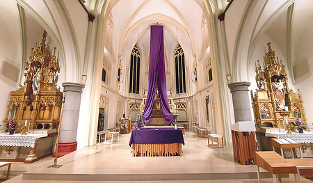 Die Stadtpfarrkirche Traun als ein Ort, um zur Ruhe zu kommen.  