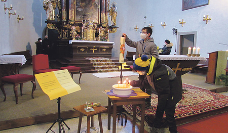 Eine der Besinnungsstationen in der Kirche