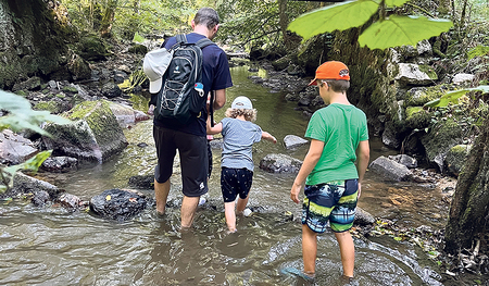 Gemeinsam die freie Natur zu erleben, ist ein Weg, Zeit mit den Kindern zu verbringen und mit anderen Vätern in Austausch zu kommen.  