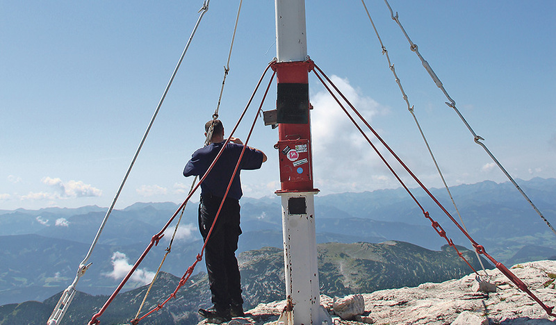 Niederleitner Auch Gipfelkreuze verweisen auf Jesu Tod und Auferstehung.