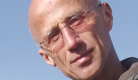 Andreas Peham ist Rechtsextremismus- und Antisemitismusforscher sowie Mitarbeiter im Dokumentationsarchiv des österreichischen Widerstandes.    