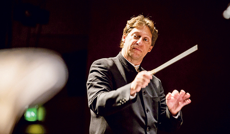 Thomas Doss ist Dirigent und Komponist.  