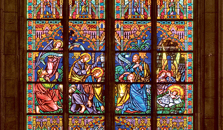 Fenster „Geburt Christi“ mit vertauschten Scheiben 