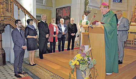 Zum Seelsorgeteam gehören: Thomas Reichweger-Cepek (von links), verantwortlich für die Verkündigung, Pfarrgemeinderats-Obfrau Anna Michlmayr (Liturgie), Josef Großeiber (Gemeinschaft), Martina Wandl-Ruczkovski (Diakonie), Rudolf Bramberger (Finanzen)