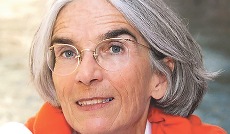 Donna Leon ist Gast auf Schloss Bernau.   