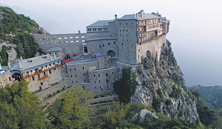 Beeindruckend: das Kloster Simonos Petras   
