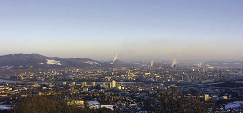 P?stlingberg, Blick auf Linz, Schnee, Donau, Linzer Dom, Industrie