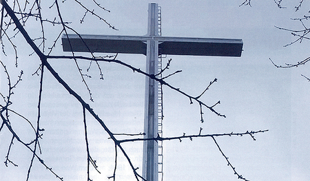 Die Kreuzwegbroschüre (A5-Format, 32 Seiten) ist zum Preis von 5 Euro zu beziehen. E-Mail: alois.muehlbachler@dioezese-linz.at; Tel. 0664 344 28 04. 