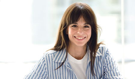 Katharina Mader ist Chefökonomin des Momentum-Instituts und lehrt an der Wirtschaftsuniversität Wien. Ihre Forschungsschwerpunkte sind feministische Ökonomie, Care-Ökonomie und unbezahlte Arbeit sowie Finanz- und Wirtschaftspolitik.  