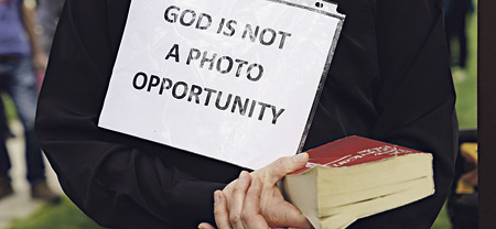 Der „Missbrauch der Bibel“ durch US-Präsident Donald Trump im Zusammenhang mit den Auseinandersetzungen um Rassismus in den USA wurde scharf kritisiert.