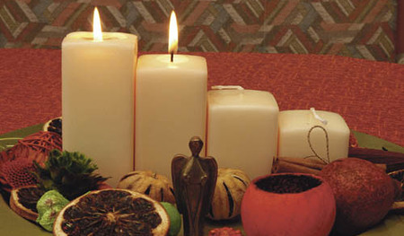 Advent 2006, Kerzen, 2. Adventsonntag, Adventkranz, Licht, Feuer, W?rme, Sterne, Adventteller, Feier, Weihnacht, Weihnachten, Weg, Freude, Adventsonntag, Advent, Ankunft, Warten, WeihnachtszeitFranz Maria GlaserEinfaltstra?e 7, 4020 LinzBLZ 49460